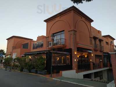 Lolas Bar Pinchos Y Tapas