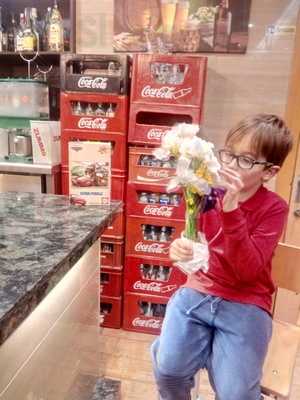 Cafetería Corona - Photo 7