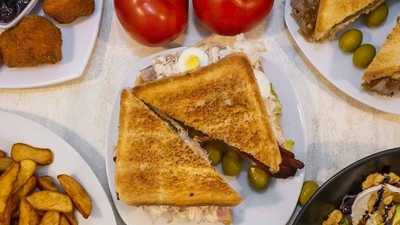 La Tertulia Del Parque