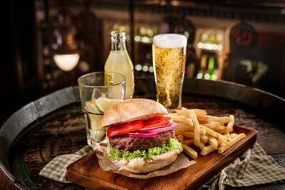 Temple Bar & Irish Pub