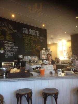 Cafetería Tapería Montesinos