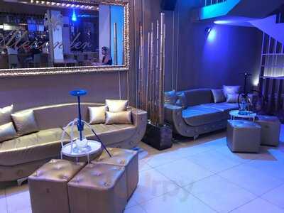Alexander Lounge Bar