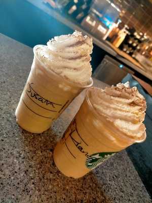 Starbucks Eci Mesa Y Lopez
