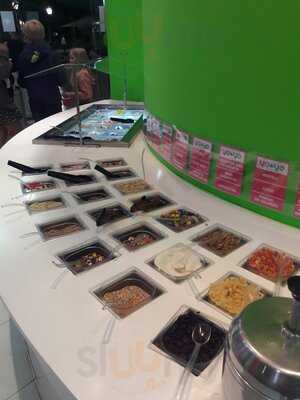 Yoyo Frozen Yogurt