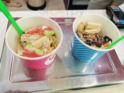 Yoyo Frozen Yogurt