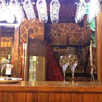 El Rincón Del Vino Y La Fondue