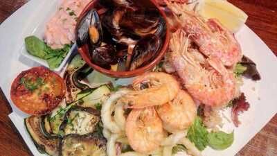 El Rincón Del Vino Y La Fondue