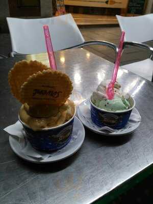 Turrones & Helados Sirvent