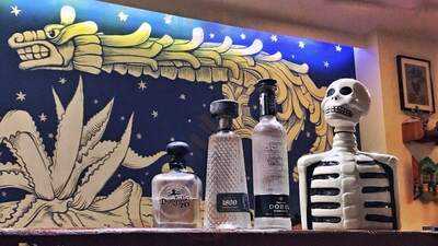 Serpientemplumada Mezcaleria