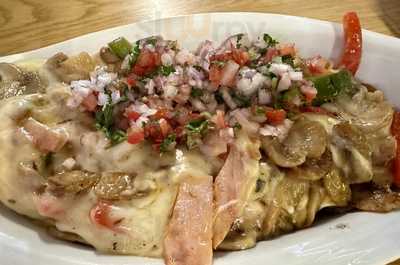 Serpientemplumada Mezcaleria