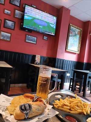 Cervecería 100 Montaditos