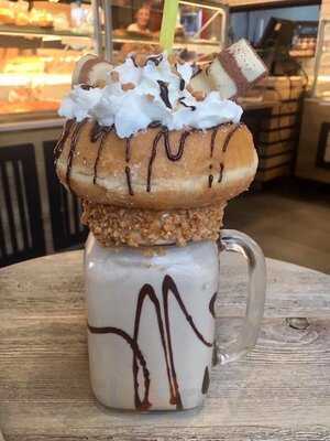 Cafeteria-panadería-pasteleria Salduba