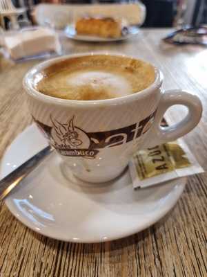 Cafeteria-panadería-pasteleria Salduba