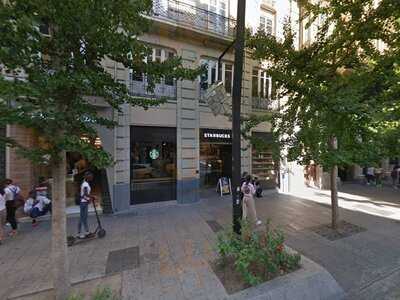Starbucks Gran Via 4