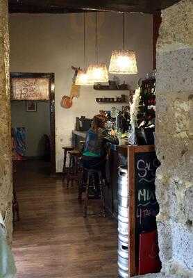 Taberna Sal Si Puedes