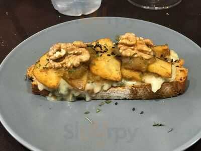 Aroa Botikazar Gastrotaska