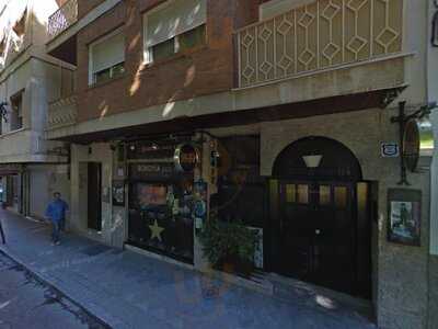 Cas Bohemia Bar And Restaurant