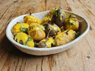 Lexi's Restaurant & Cocktail Bar