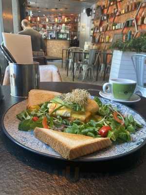 Lexi's Restaurant & Cocktail Bar