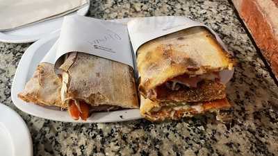 Pizzeria La Nova Fontana