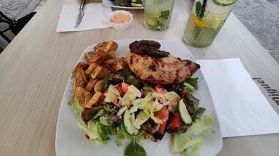 Urban Cocina Mediterranea