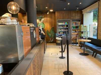 Starbucks Avda Constitucion 11