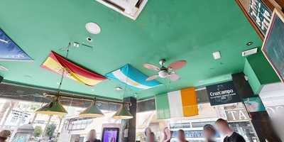 Guinn's Irish Pub Sports Bar