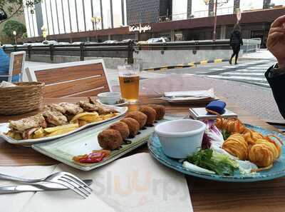 La Gruta Tapa's Nervion