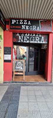 Pizza Negra