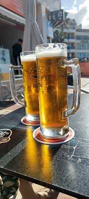 Cerveria 100 Montaditos