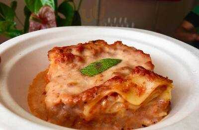 Steakhouse & Pizzeria "el Santo"