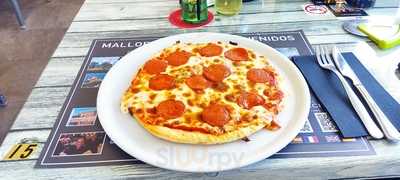 Venicia Restaurant And Take Away