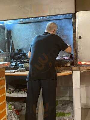 Parrilla Argentina La Salamandra