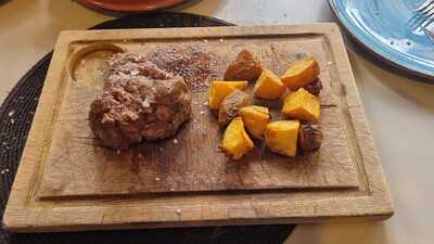 Parrilla Argentina La Salamandra