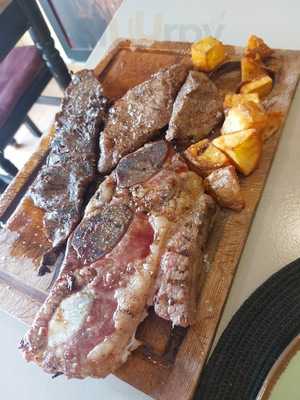 Parrilla Argentina La Salamandra