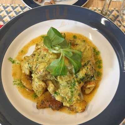 Kamana Bar - Photo 8