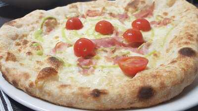 Listo Pasta&pizza Street Food