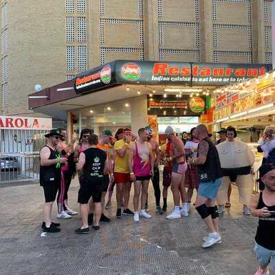 Bollywood International Indian Restaurant & Takeaway