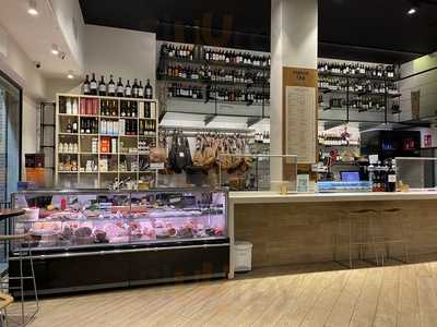 El Ultramarinos Agustin Rico