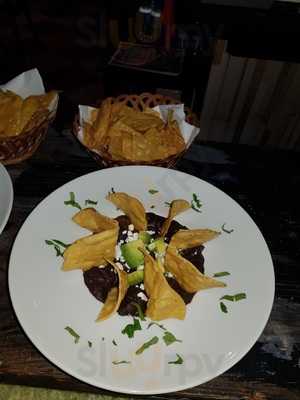 El Yucateco Pelana Take Away