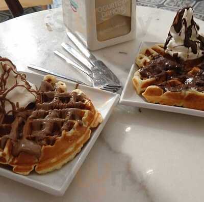 Yogurteria Danone - Fan Mallorca