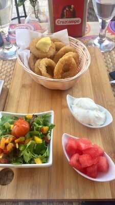 Sallanders Food & Drinks