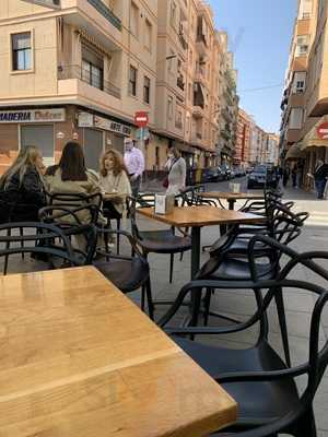 Churrería Heladería Los Olivares