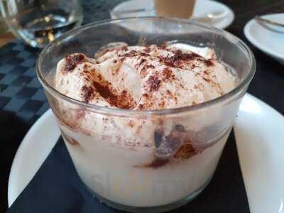 El Colmado De La Rivera