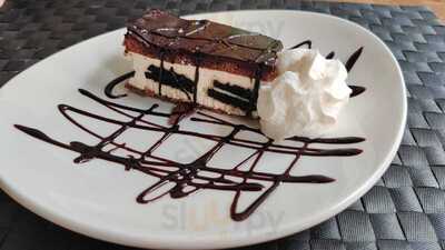 El Colmado De La Rivera