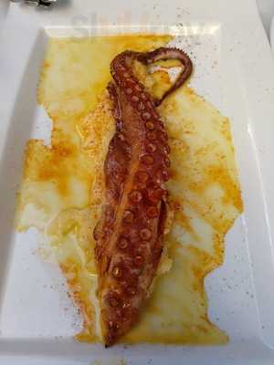 El Pulpo Bar Restaurante