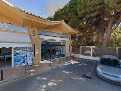 Cocóra Coffee Roasters