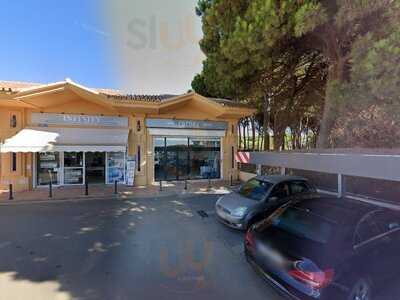 Cocóra Coffee Roasters