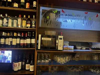 Taberna El Balcon Del Tubo