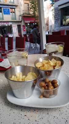 Cafeteria Geladeria Mantakau